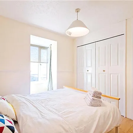 Manor Place Apartment Thamesmead
